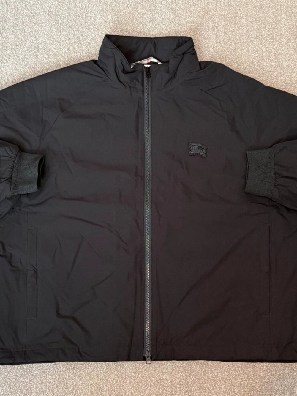 Burberry Salden Slightly Zipped Padded Jacket black sz L